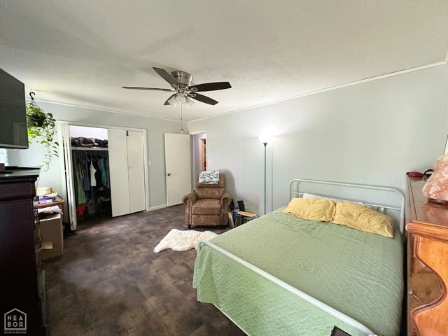 300 Fairway Dr, Horseshoe Bend, AR 72512