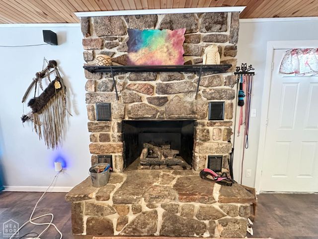 300 Fairway Dr, Horseshoe Bend, AR 72512