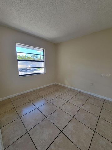 8429 CAMDEN STREET B, Tampa, FL 33614