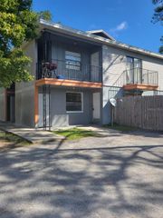 8429 CAMDEN STREET B, Tampa, FL 33614