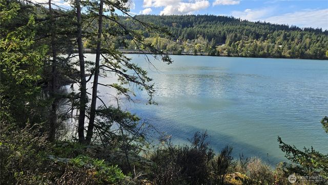 7701 NHN State Route 20, Anacortes, WA 98221