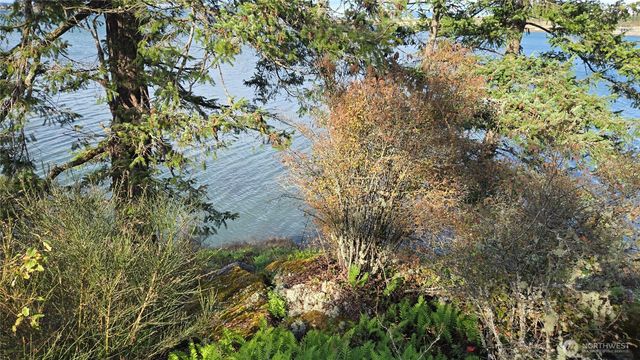 7701 NHN State Route 20, Anacortes, WA 98221