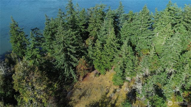 7701 NHN State Route 20, Anacortes, WA 98221