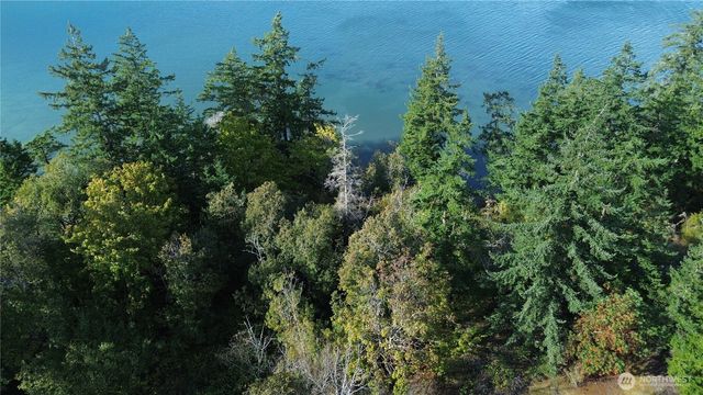 7701 NHN State Route 20, Anacortes, WA 98221