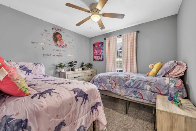 1116 Gunpoint Dr, Clarksville, TN 37042