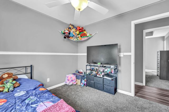 1116 Gunpoint Dr, Clarksville, TN 37042