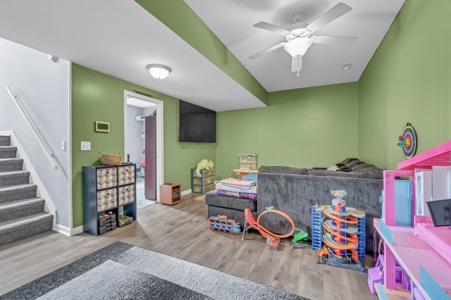 1116 Gunpoint Dr, Clarksville, TN 37042