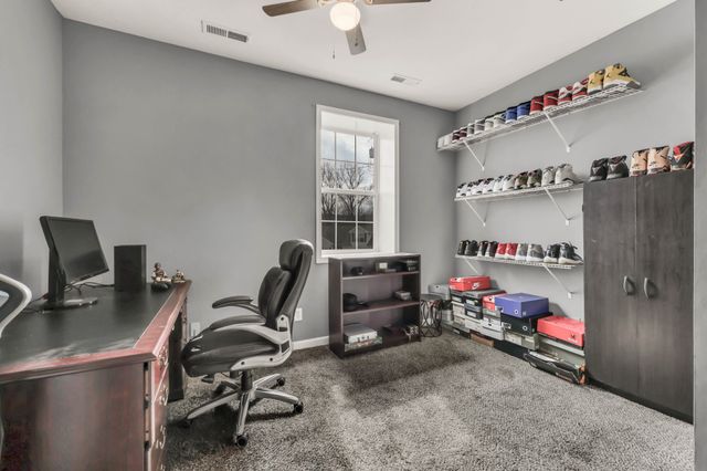 1116 Gunpoint Dr, Clarksville, TN 37042