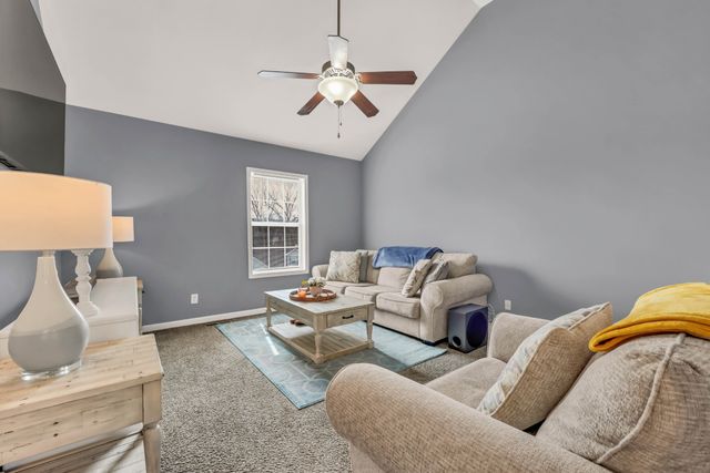 1116 Gunpoint Dr, Clarksville, TN 37042