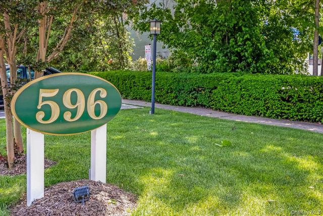 596 Broadway 15A, Lynbrook, NY 11563