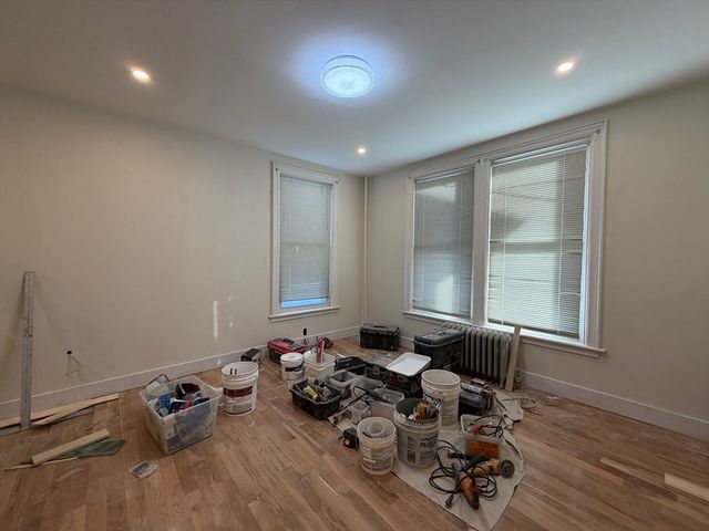 212 Bradstreet 0, Revere, MA 02151