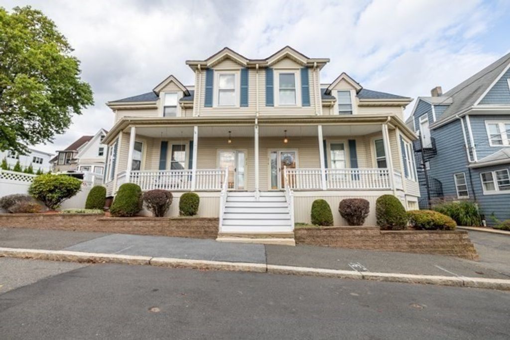 212 Bradstreet 0, Revere, MA 02151