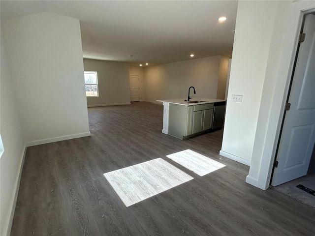 3128 Pennington Street, Harrah, OK 73045