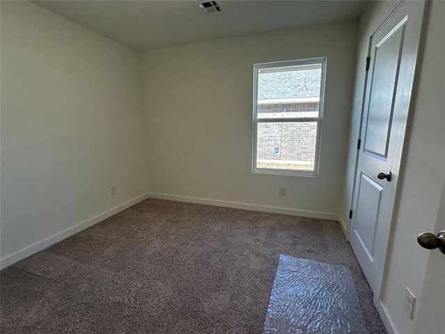 3128 Pennington Street, Harrah, OK 73045