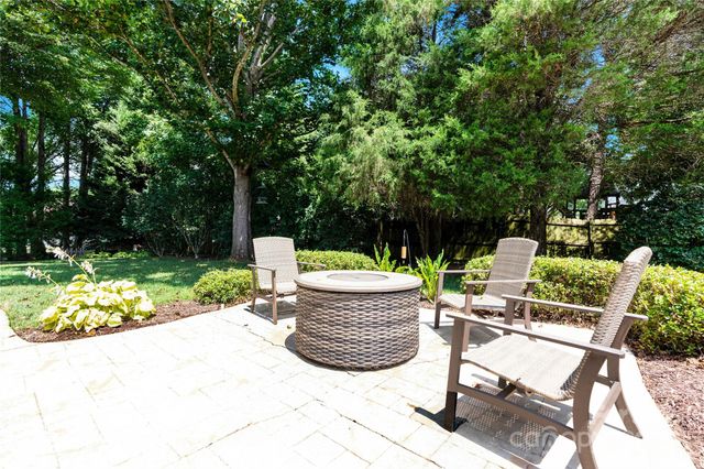 267 Spring Run Drive, Mooresville, NC 28117