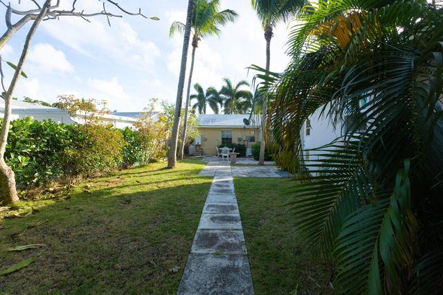 245 Cortez Road B, West Palm Beach, FL 33405