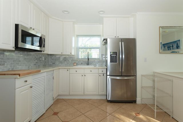 245 Cortez Road B, West Palm Beach, FL 33405