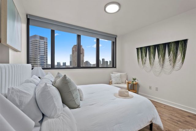 600 Queen Street 2407, Honolulu, HI 96813