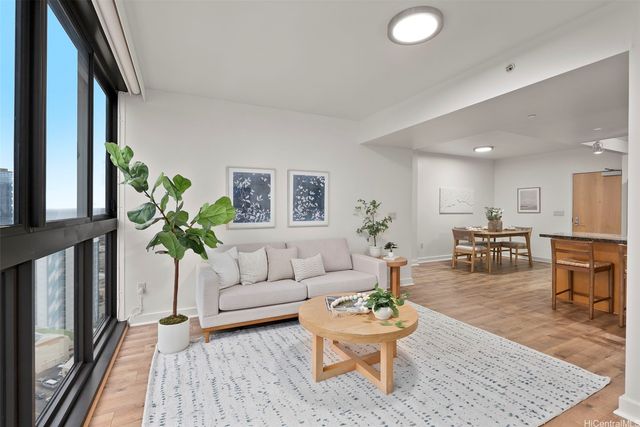 600 Queen Street 2407, Honolulu, HI 96813