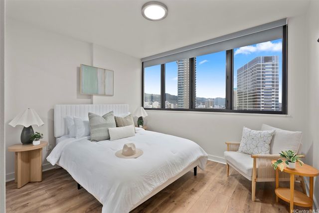 600 Queen Street 2407, Honolulu, HI 96813