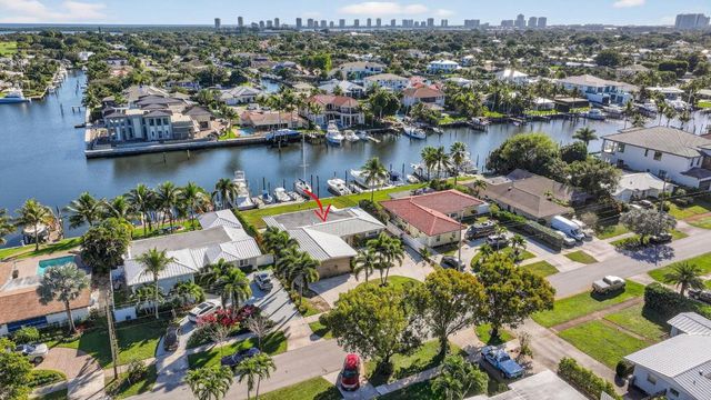 752 Lagoon Drive, North Palm Beach, FL 33408