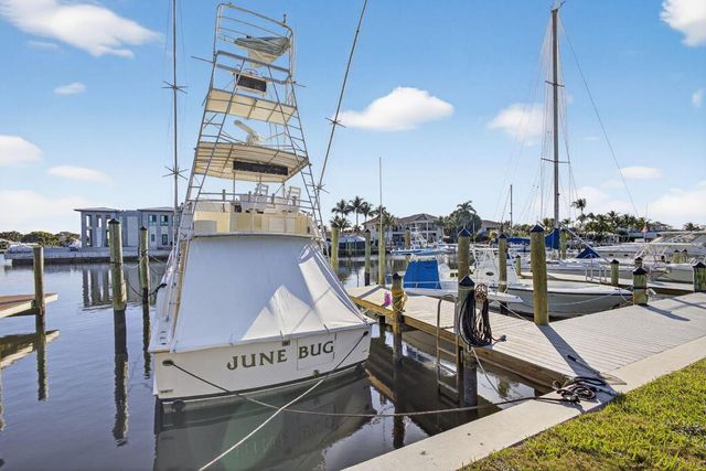 752 Lagoon Drive, North Palm Beach, FL 33408