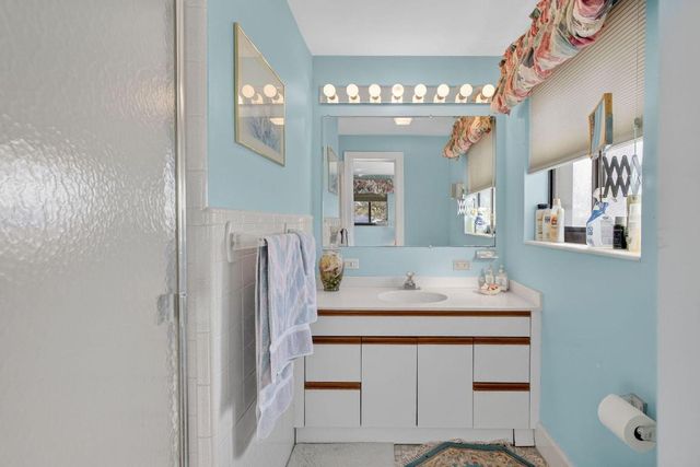 752 Lagoon Drive, North Palm Beach, FL 33408