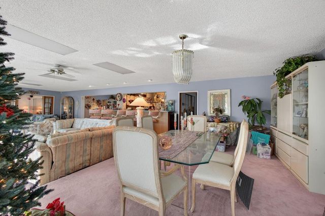 752 Lagoon Drive, North Palm Beach, FL 33408