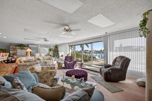 752 Lagoon Drive, North Palm Beach, FL 33408