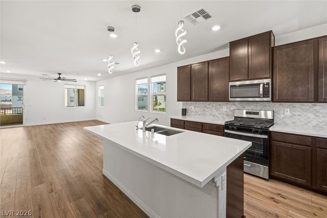 4767 High House Avenue, Las Vegas, NV 89141