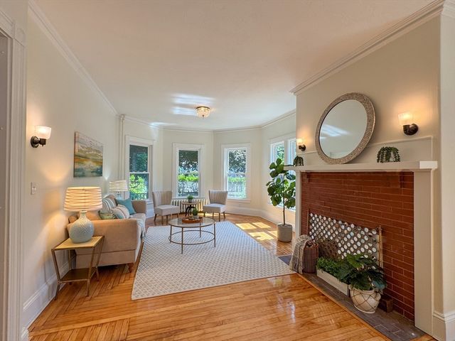 187 Humphrey St, Marblehead, MA 01945