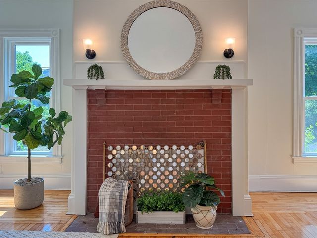 187 Humphrey St, Marblehead, MA 01945