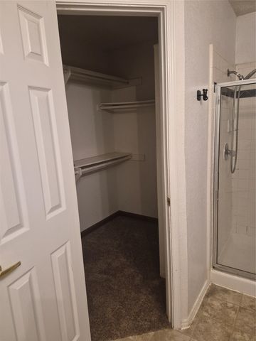 5524 Royal Meadow Lane, Arlington, TX 76017