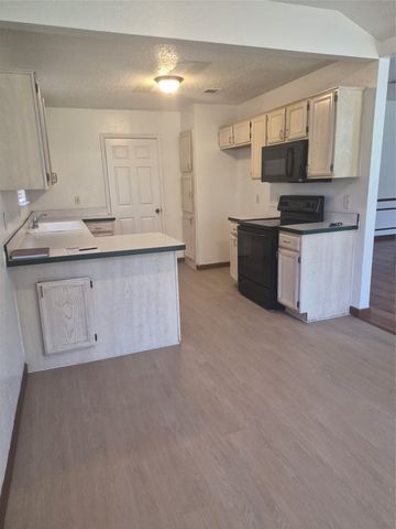 5524 Royal Meadow Lane, Arlington, TX 76017