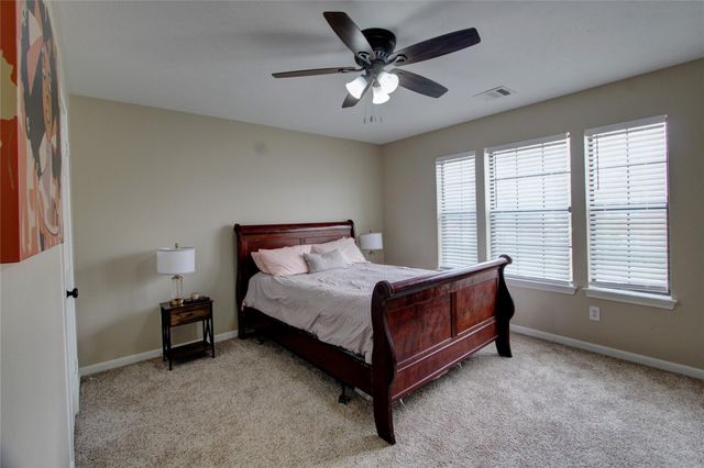 6002 Thom Road, Humble, TX 77346