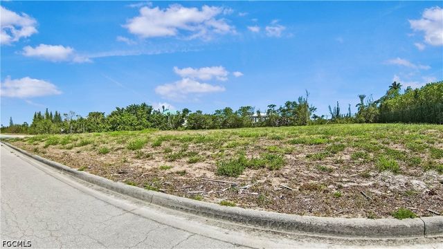 2807 Cussell DR, St James City, FL 33956