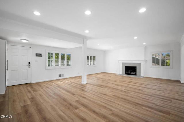 1715 La Barranca Road, La Canada Flintridge, CA 91011