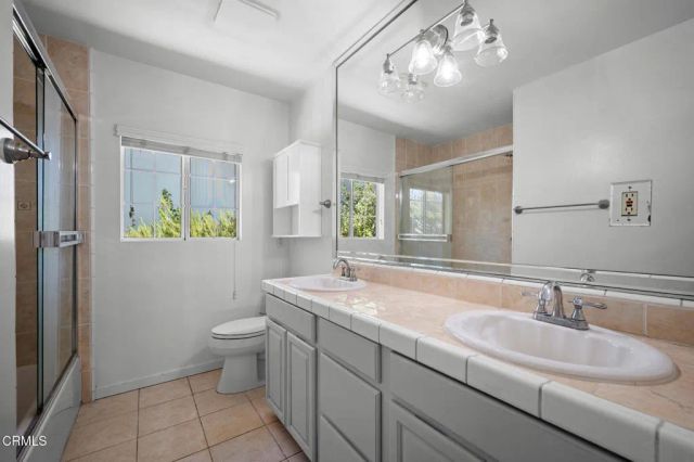 1715 La Barranca Road, La Canada Flintridge, CA 91011