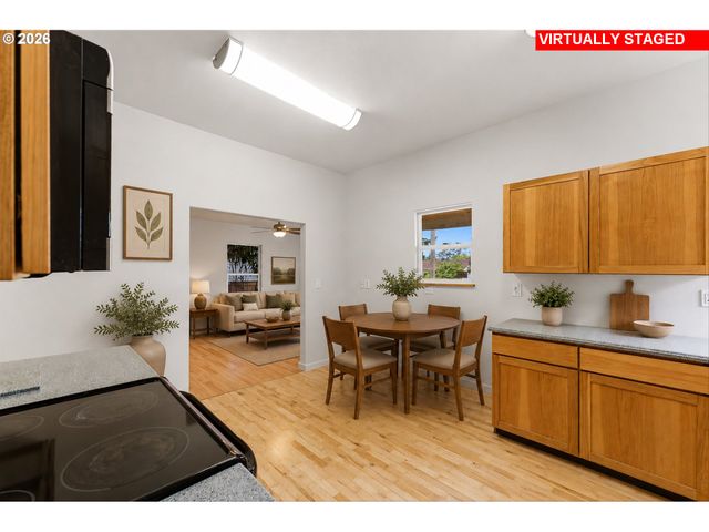 6334 Ne HASSALO St Ne, Portland, OR 97213