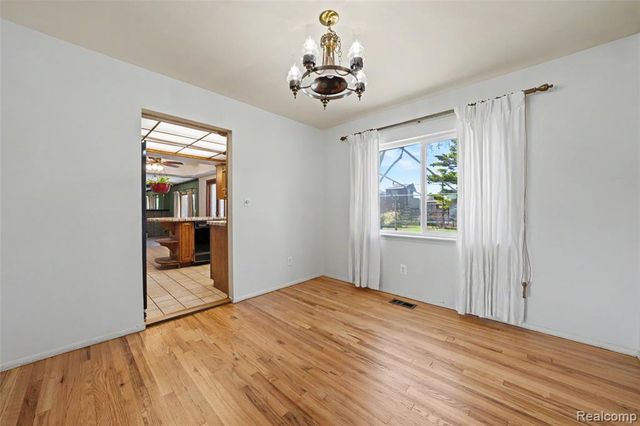 29243 Lloyd Drive, Warren, MI 48092