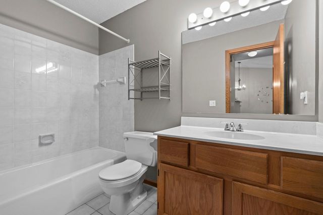 7291 Bren Lane, Eden Prairie, MN 55346