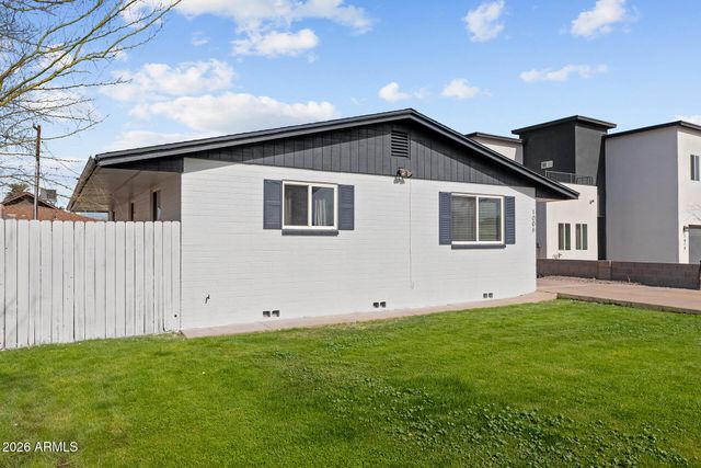 1006 E INDIANOLA Avenue, Phoenix, AZ 85014