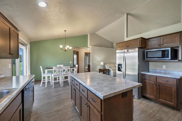 2137 KLONDIKE ROAD, Green Bay, WI 54311