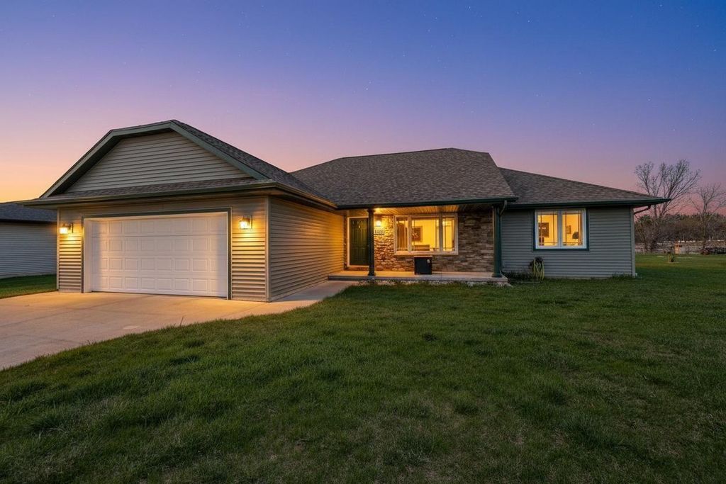 2137 KLONDIKE ROAD, Green Bay, WI 54311