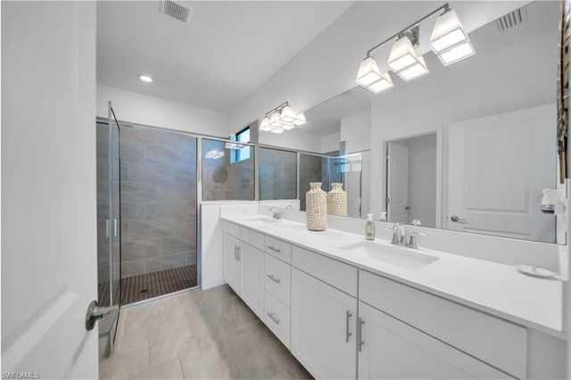 20023 HARTFORD, Estero, FL 33928