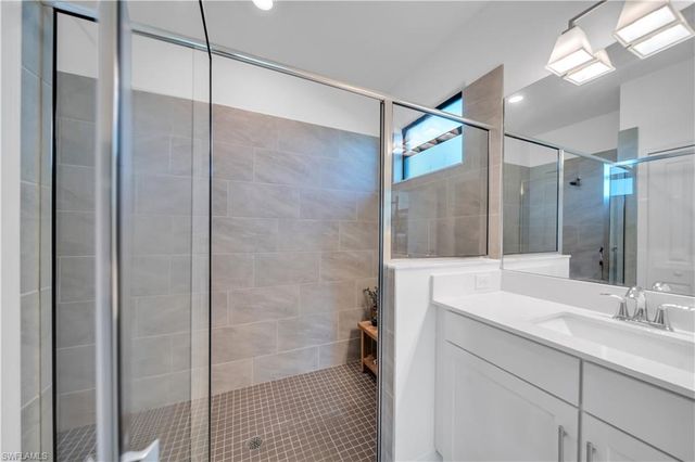 20023 HARTFORD, Estero, FL 33928