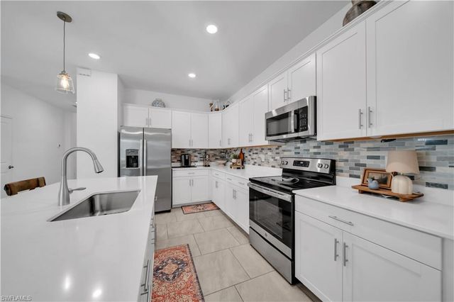 20023 HARTFORD, Estero, FL 33928