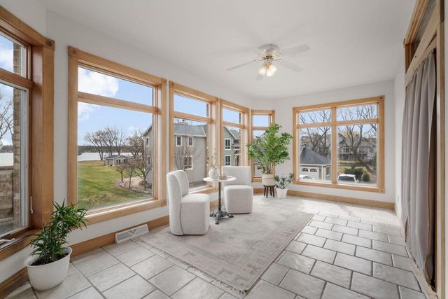 W304N2470 Maple AVENUE, Pewaukee, WI 53072