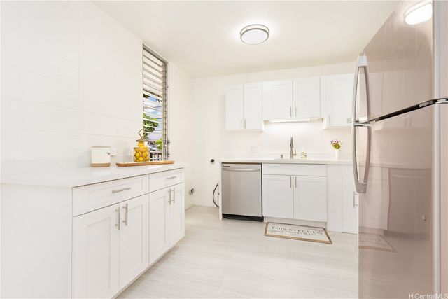 95-055 Waikalani Drive H306, Mililani, HI 96789