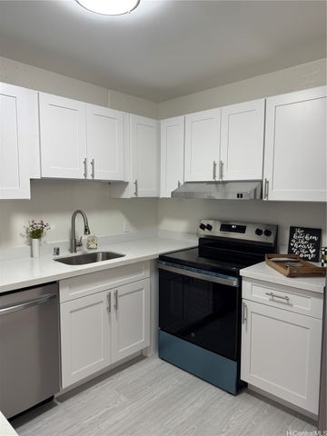 95-055 Waikalani Drive H306, Mililani, HI 96789